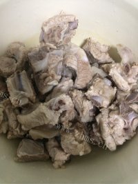 诱人的蒸排骨做法图解2)