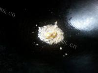 家常菜五花肉炒酸菜做法图解5)