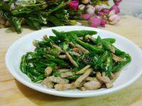 家常菜尖椒肉丝