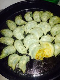 美味虾味水煎包做法图解13)