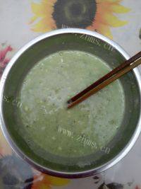 中式菠菜鸡蛋饼做法图解3)