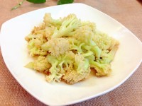 家常菜清炒花菜