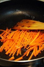 美味的缤纷炒面做法图解3)