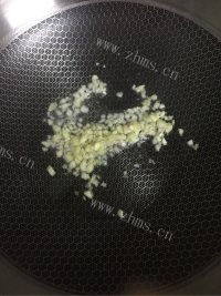 家常菜蒜蓉丝瓜做法图解3)