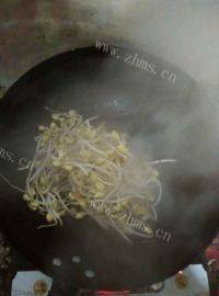 简易的素炒黄豆芽做法图解5)