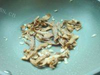 美味的牛肝菌豆腐汤做法图解7)