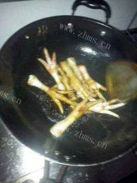 美味的红烧鸡爪做法图解2)