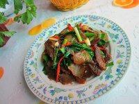 大蒜炒腊肉