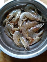美味的茄汁虾做法图解1)