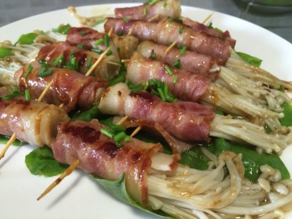 美味的培根金针菇卷