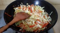 超级下饭的油渣胡萝卜炒包菜的做法图解八