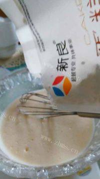 美味的戚风蛋糕做法图解5)