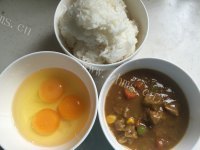 美味可口小熊咖喱牛肉蛋包饭做法图解1)