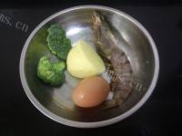 好吃的土豆西兰花吉利虾做法图解1)