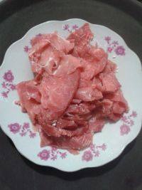 意犹未尽的莴笋炒肉做法图解2)