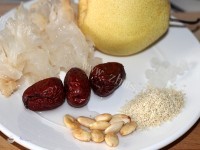 好喝的雪梨银耳汤做法图解1)