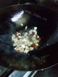 色香味俱全的腊香笋片做法图解3)