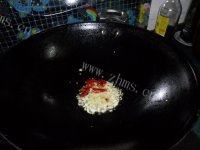 色味俱佳的莴笋胡萝卜丝做法图解8)