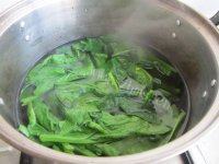 简易的菠菜煎饼做法图解3)