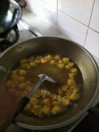 美味的咖喱牛肉粉丝汤