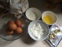 自制威风蛋糕做法图解1)