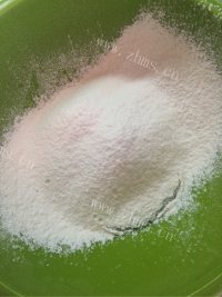 自制椰蓉花朵面包做法图解4)