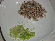 自己做的香菇鸡蛋饼做法图解2)