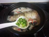 鲜美可口的粉丝鲢鱼煲做法图解12)