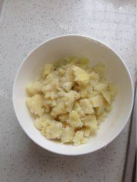 自己做的香煎土豆饼做法图解1)