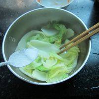 凉拌白菜做法图解7)