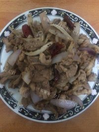 孜然羊肉做法图解8)