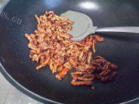 香味四溢的丝瓜炒肉丝做法图解2)