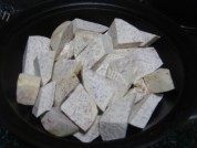 芋头排骨煲做法图解10)