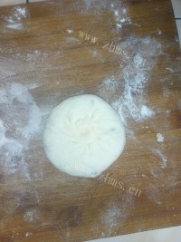美味可口的绿茶馅饼做法图解5)