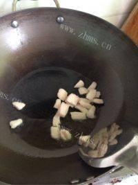 家常菜荷兰豆炒肉做法图解2)