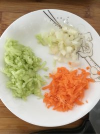 家常宝宝鸡蛋饼做法图解1)