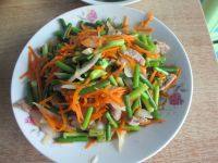 家常菜肉丝蒜薹