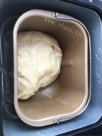 美味的肉松面包做法图解1)