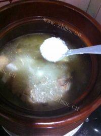 美味的椰子鸡汤做法图解10)