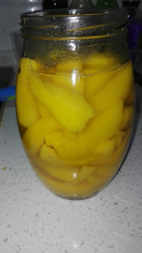 香飘十里的黄桃罐头
