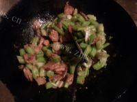 #爱美食#芹菜炒肉