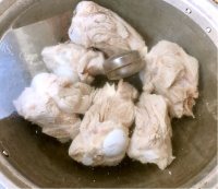 美味的剔骨肉蘸酱做法图解7)