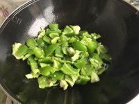 DIY青椒炒鸡蛋做法图解8)