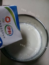 油而不腻的自制酸奶做法图解3)