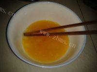 自己做的韭菜鸡蛋煎饺做法图解1)