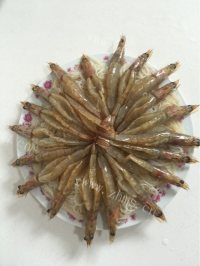 美味的蒜蓉开背虾做法图解10)