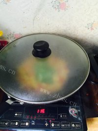 可口的炒三丁做法图解10)