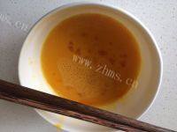 家常菜蘑菇炒鸡蛋做法图解2)