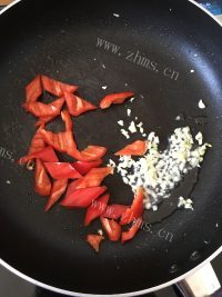 香气浓郁的丝瓜炒蛋做法图解2)