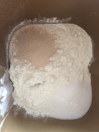 营养丰富的老式面包做法图解2)